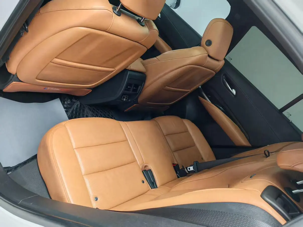 Cadillac XT4 2021 28T 4WD