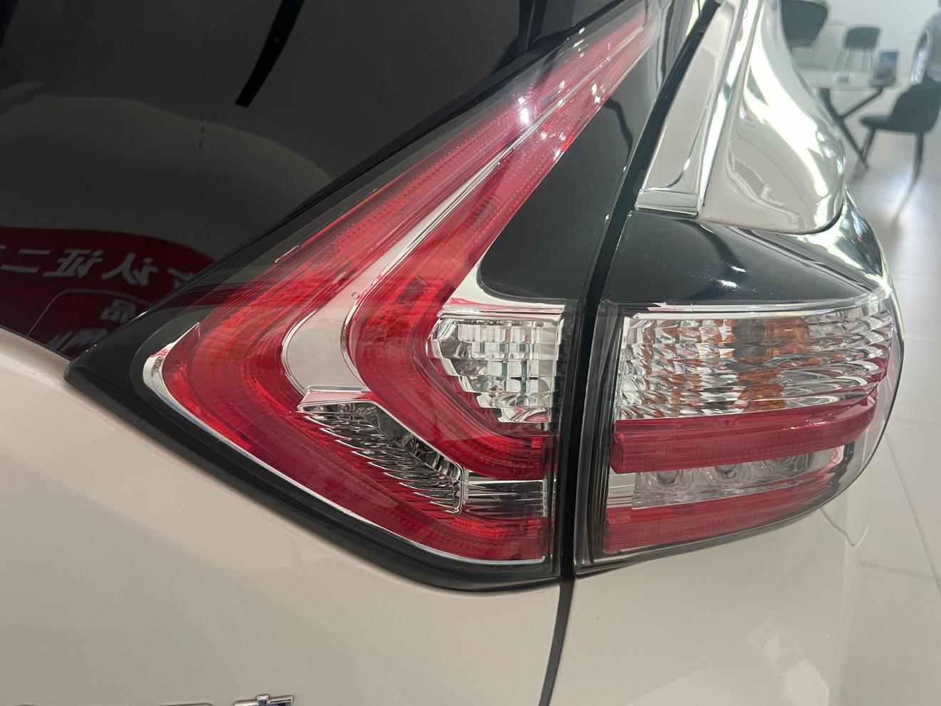 Nissan Murano 2021 2.5L XE 2WD Elite