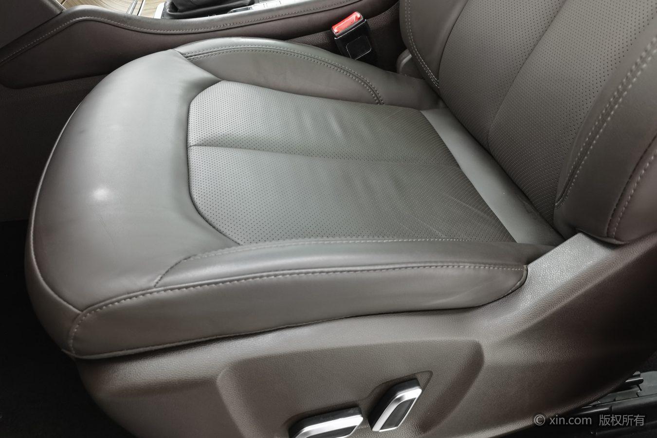 Roewe RX8 2019 30T Smart Connected 2WD Flagship
