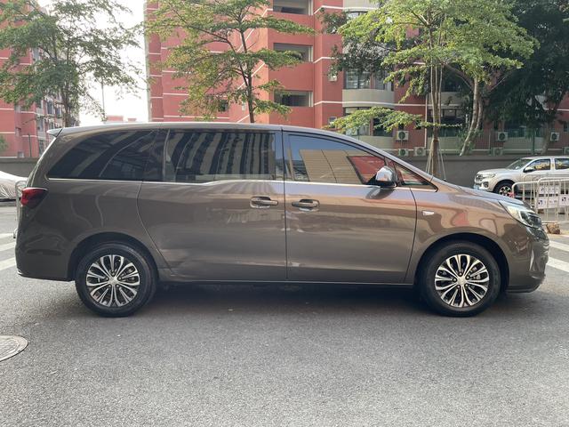 Buick GL8 2021 land business class 652T Comfort