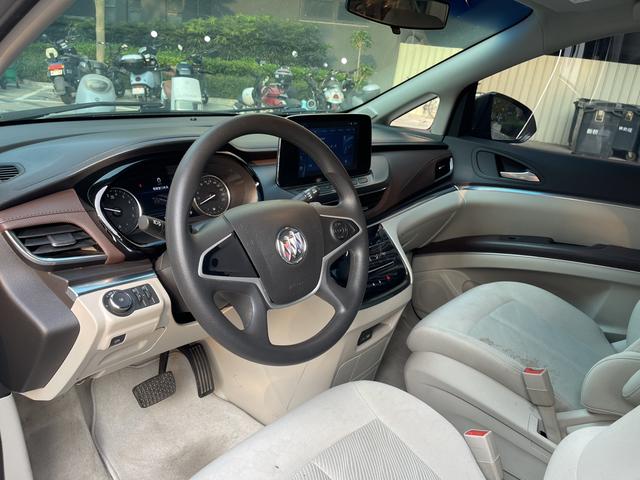 Buick GL8 2021 land business class 652T Comfort