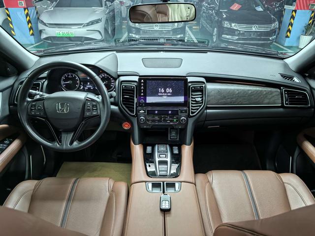 Honda UR-V 2020 370TURBO 2WD Premium elegant