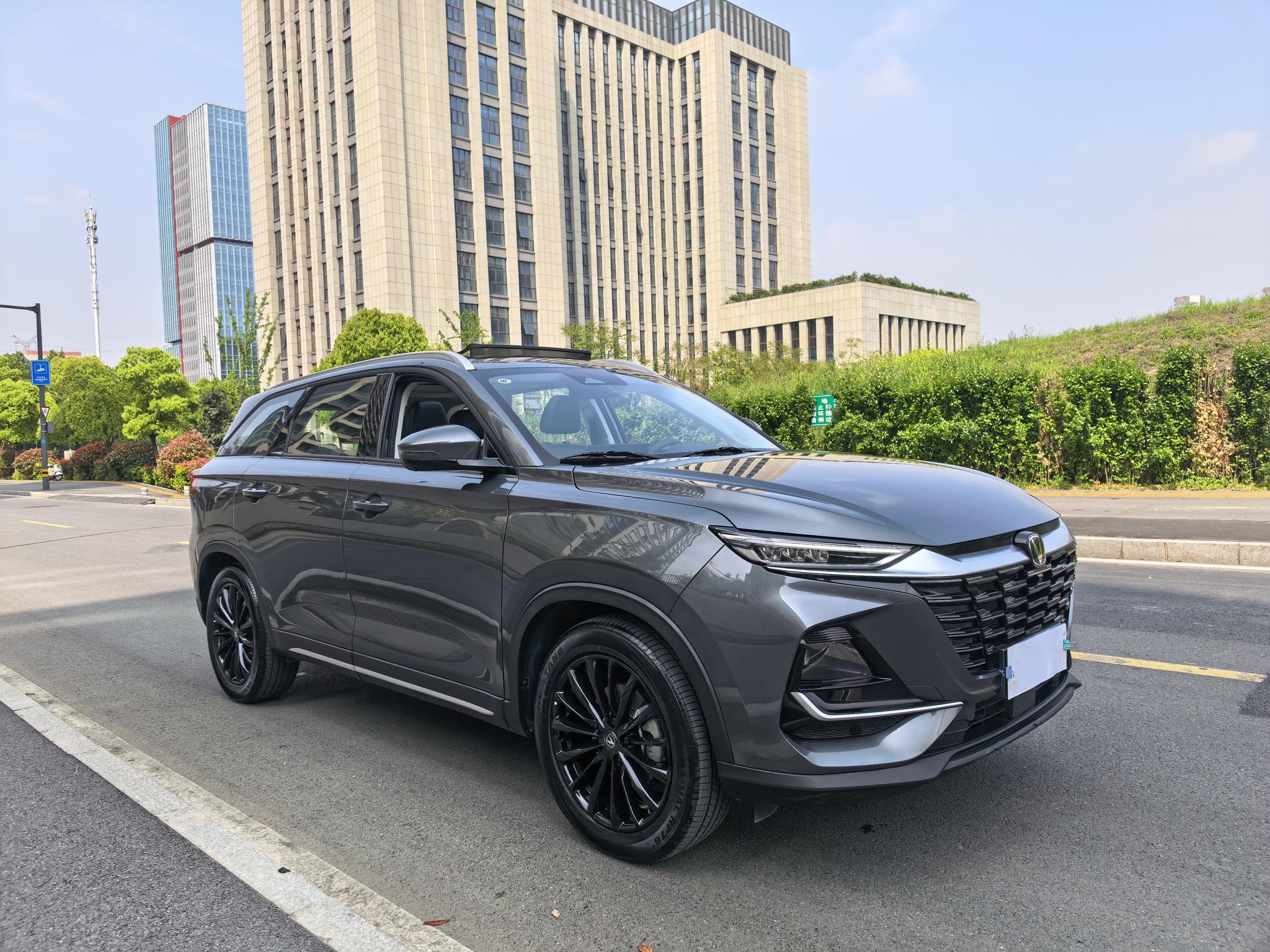 Changan CS75 2026 PRO 1.5T DCT Premium Plus 7 seat