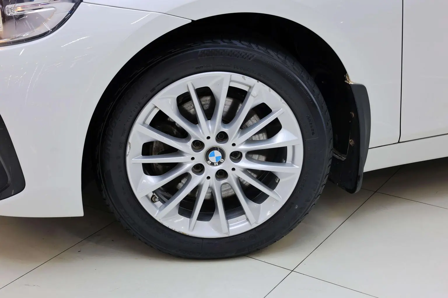 BMW 2 Series Gran Tourer 2019 220i Leading