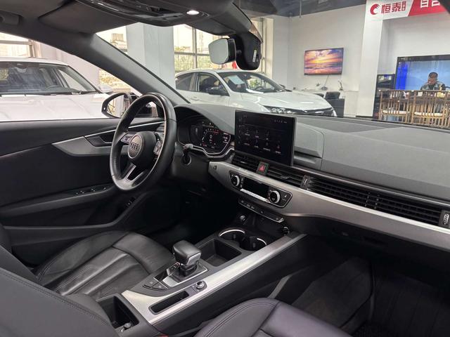 Audi A4( Import ) 2021 Avant Pioneer 40 TFSI Dynamic Fashion