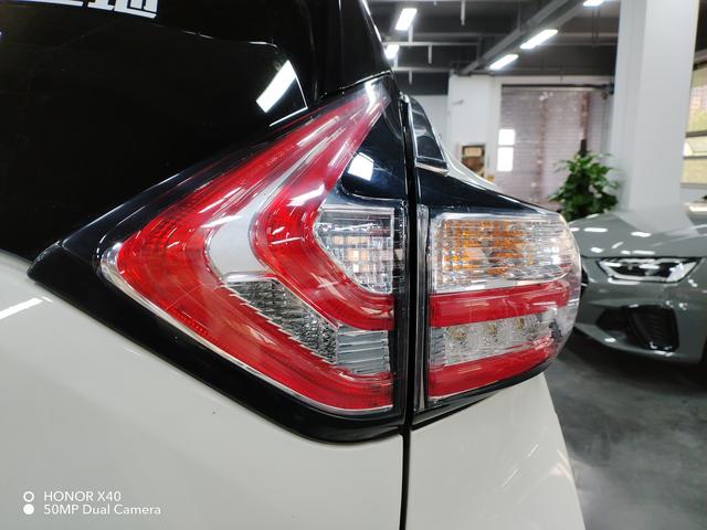 Nissan Murano 2019 2.5L XL 2WD Smart Connected Luxury China VI