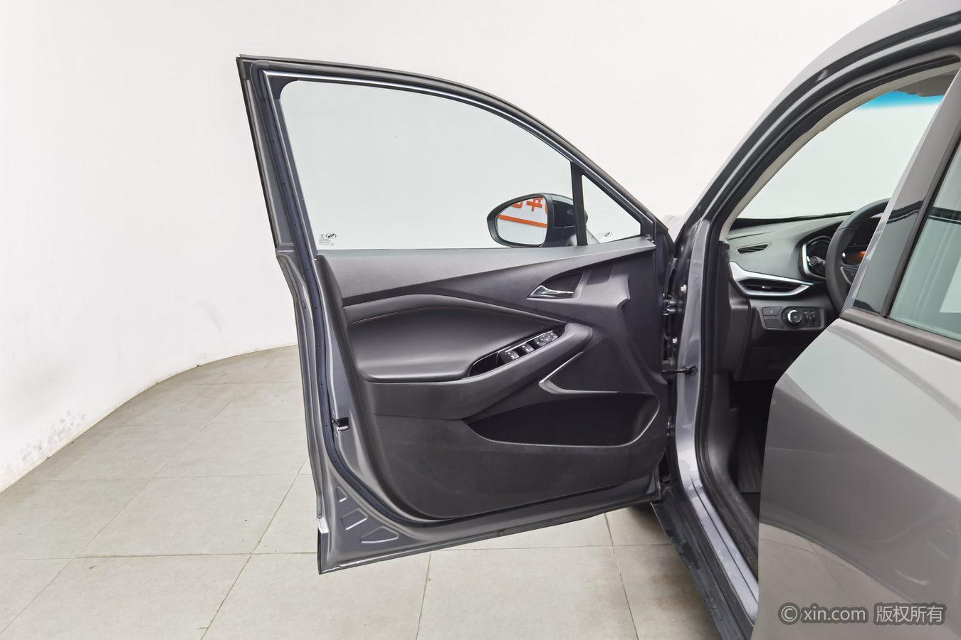 Chevrolet Orlando 2018 Redline 530T Auto (5+2 ) China V