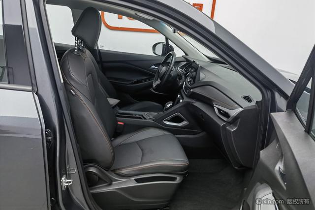 Chevrolet Orlando 2018 Redline 530T Auto Drive (5+2) China V