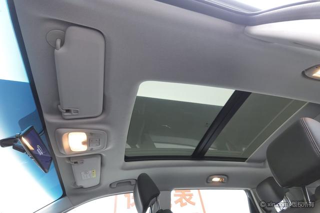 Chevrolet Orlando 2018 Redline 530T Auto Drive (5+2) China V