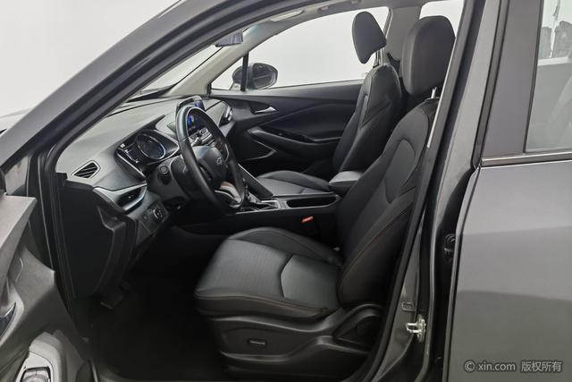 Chevrolet Orlando 2018 Redline 530T Auto Drive (5+2) China V