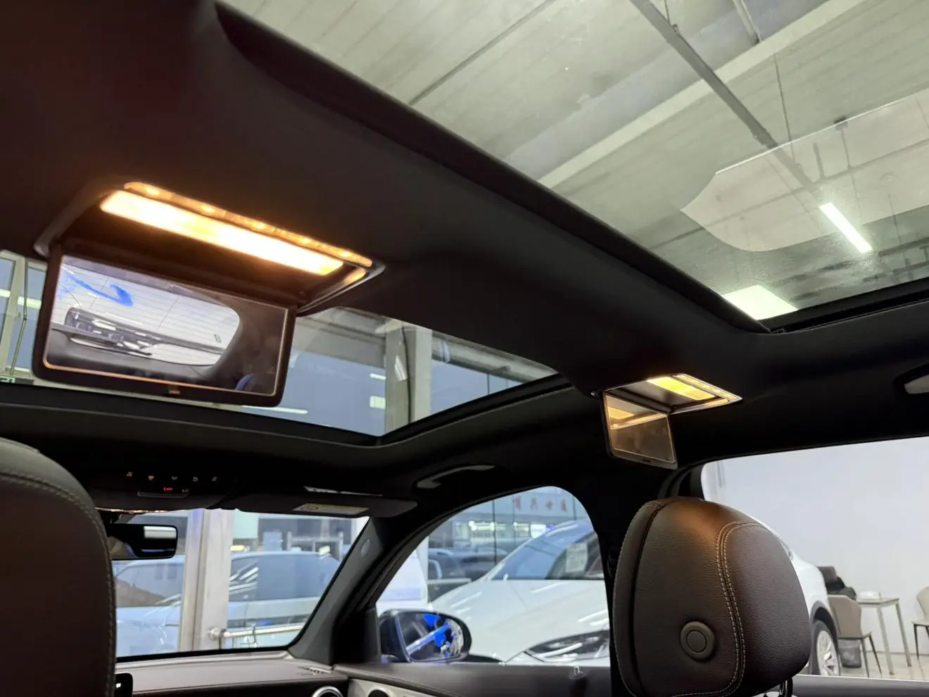 Mercedes-Benz GLC 2022 Facelift GLC 260 L 4MATIC Dynamic