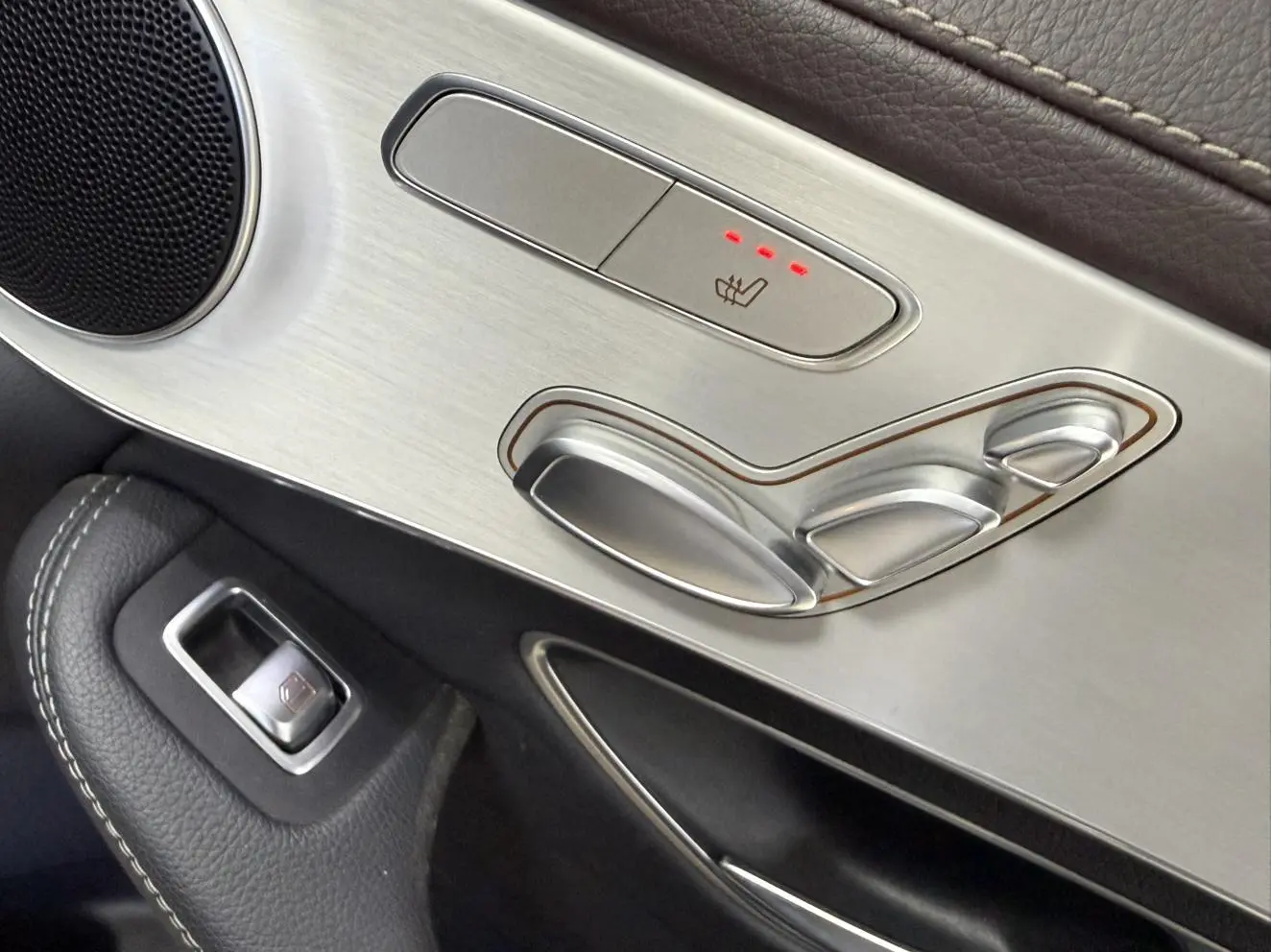 Mercedes-Benz GLC 2022 Facelift GLC 260 L 4MATIC Dynamic