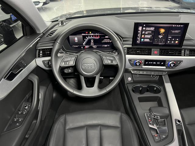 Audi A4 2022 Avant 40 TFSI Dynamic Fashion