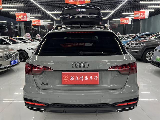 Audi A4 2022 Avant 40 TFSI Dynamic Fashion