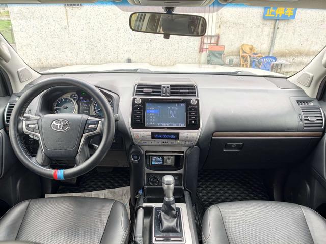 Toyota Prado 2019 3.5L Auto TX-L Premium Plus Rear spare tire