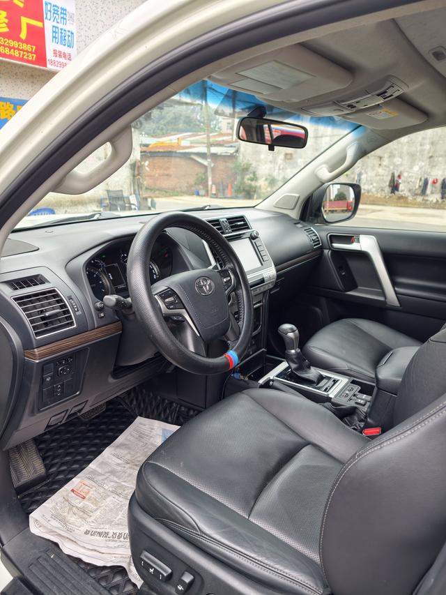 Toyota Prado 2019 3.5L Auto TX-L Premium Plus Rear spare tire