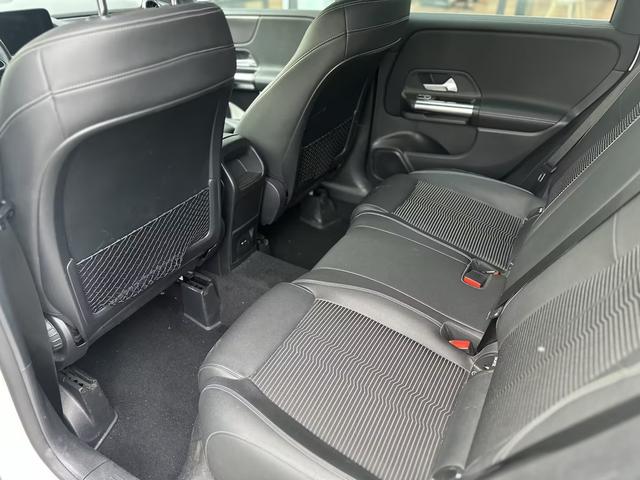 Mercedes-Benz B Class 2021 B 180 Fashion