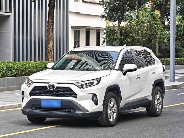 Toyota RAV4 RAV4 2021 2.0L CVT 2WD Fashion