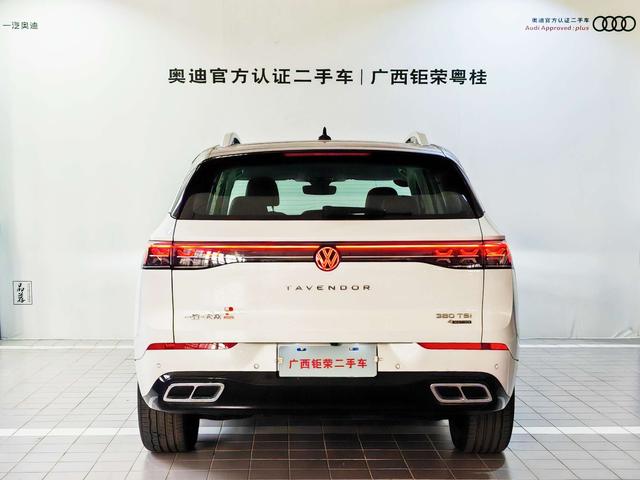 Volkswagen patrol 2023 380TSI 4WD R-Line Parade