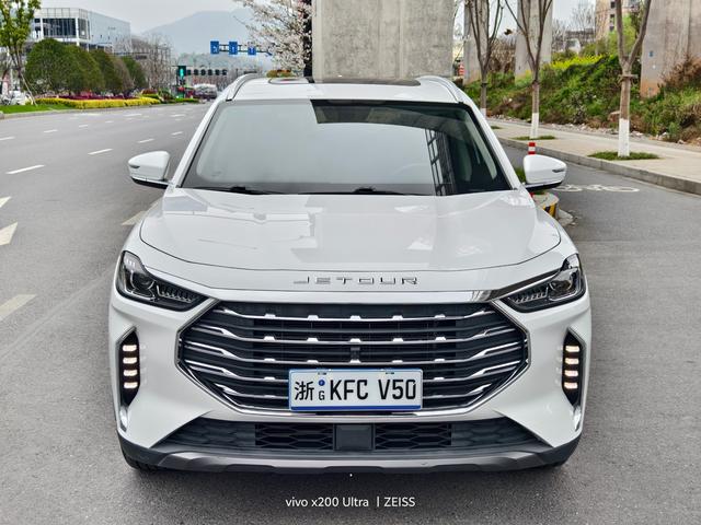Jetour X70 PLUS 2021 1.5T 6MT 7 seat