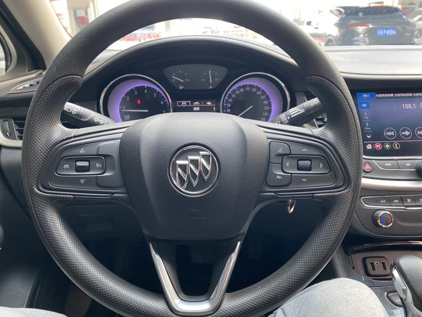 Buick Verano 2020 Sedan 20T CVT Leading
