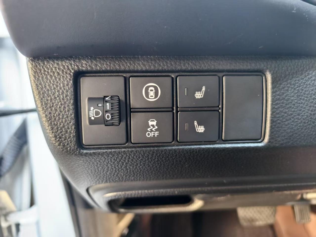Honda Vezel 2023 1.5L CVT Pioneer