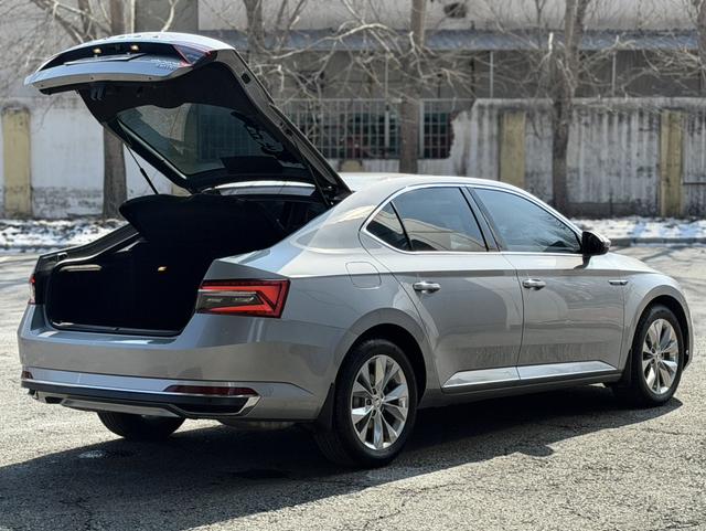 Skoda Superb 2019 Facelift TSI330 DSG Comfort