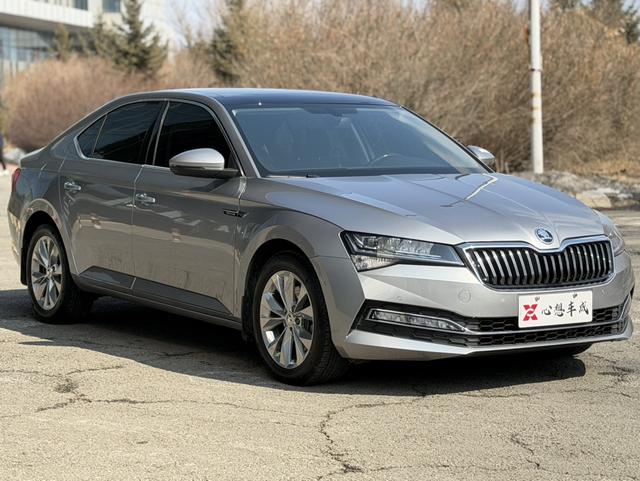 Skoda Superb 2019 Facelift TSI330 DSG Comfort
