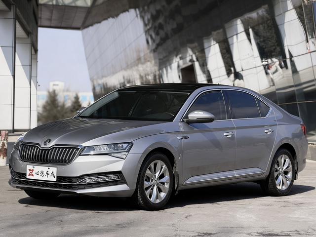 Skoda Superb 2019 Facelift TSI330 DSG Comfort