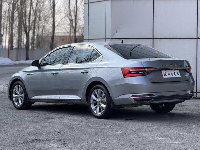 Skoda Superb 2019 Facelift TSI330 DSG Comfort