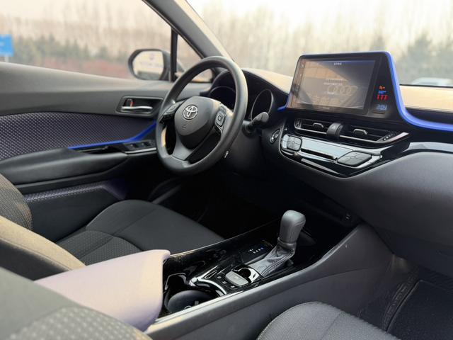 Toyota Izoa IZOA 2021 2.0L Yi