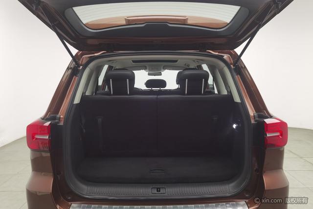 Roewe RX8 2018 30T 2WD Flagship
