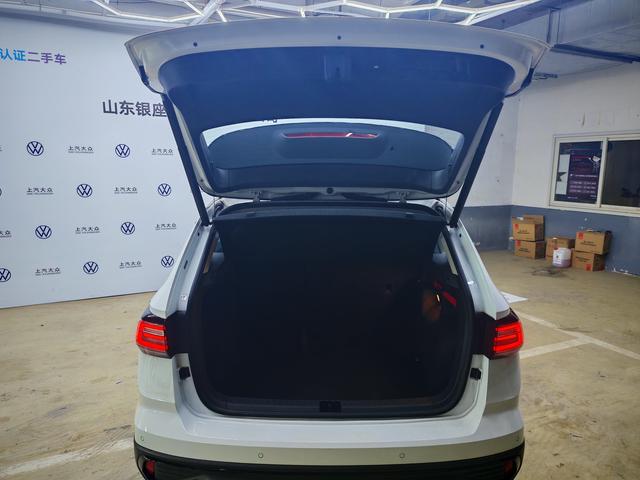 Volkswagen Tharu 2024 300TSI 2WD moon Premium