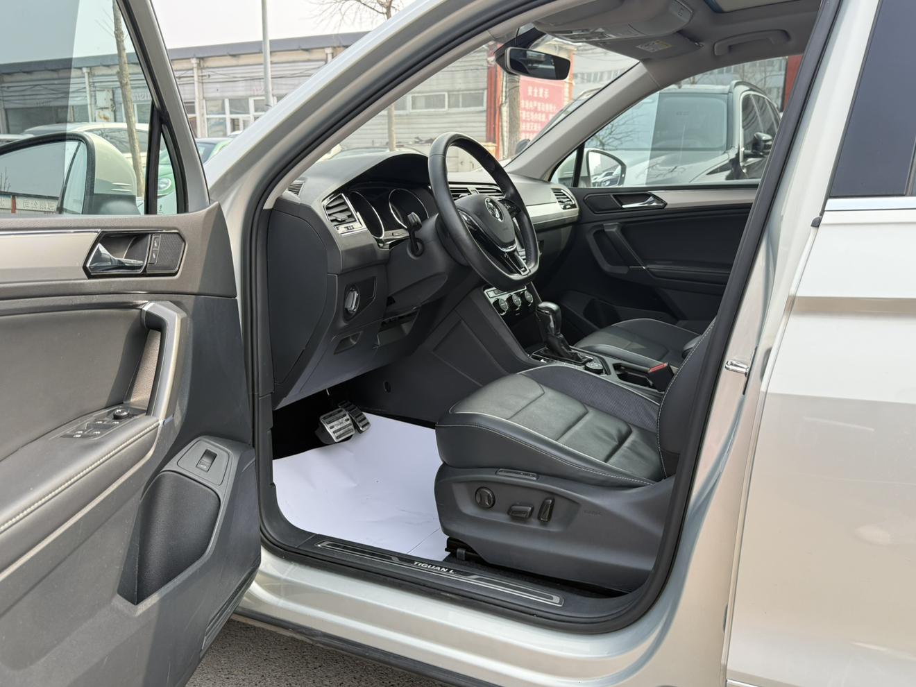 Volkswagen Tiguan L 2018 380TSI Auto 4WD Flagship
