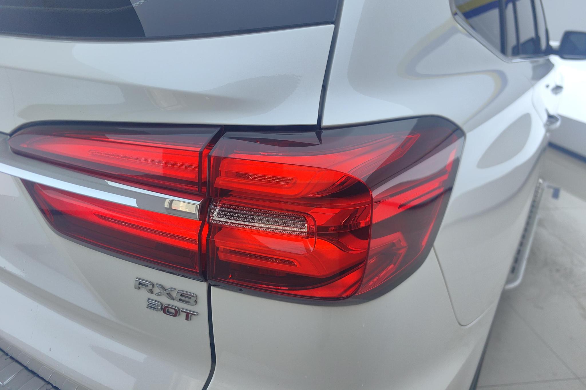 Roewe RX8 2019 30T 2WD Flagship