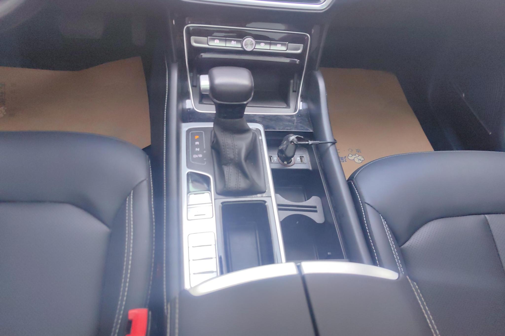 Roewe RX8 2019 30T 2WD Flagship