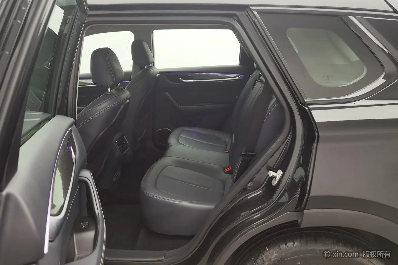 V7 2019 Sport 300T Auto Luxury