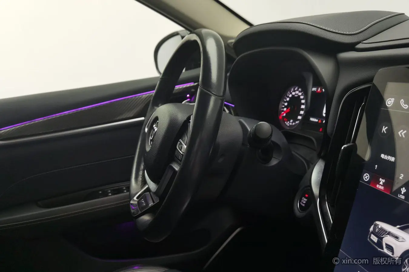 V7 2019 Sport 300T Auto Luxury