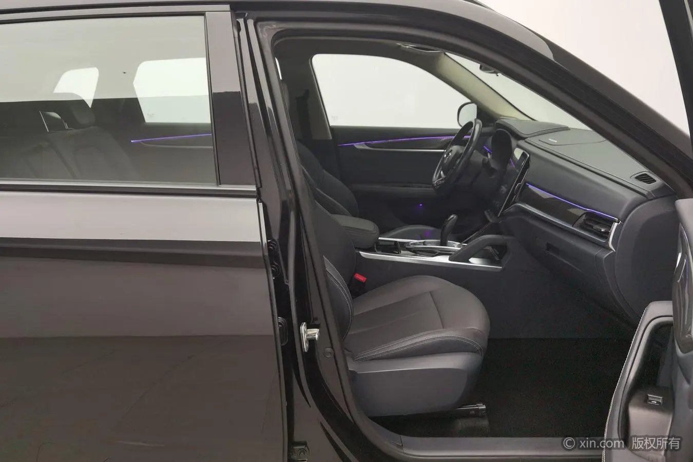 V7 2019 Sport 300T Auto Luxury