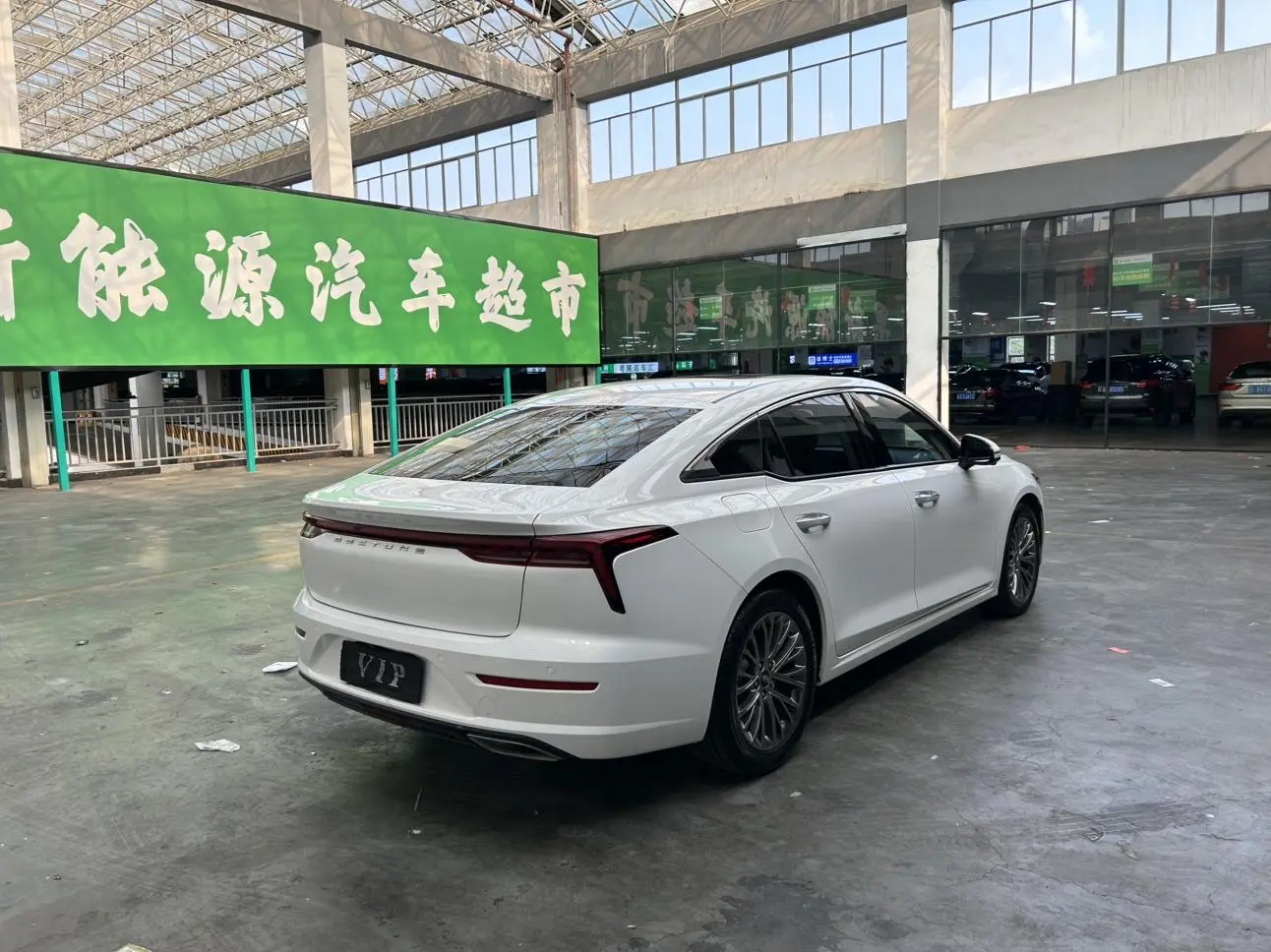 Bestune B70 2023 3rd Gen 1.5T Auto