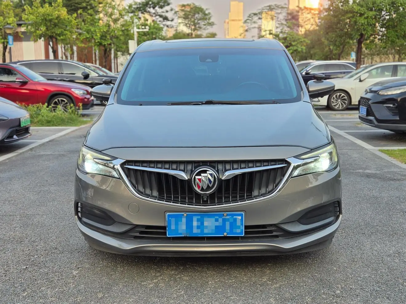 Buick GL6 2019 18T 6 seat Connected Luxury China VI