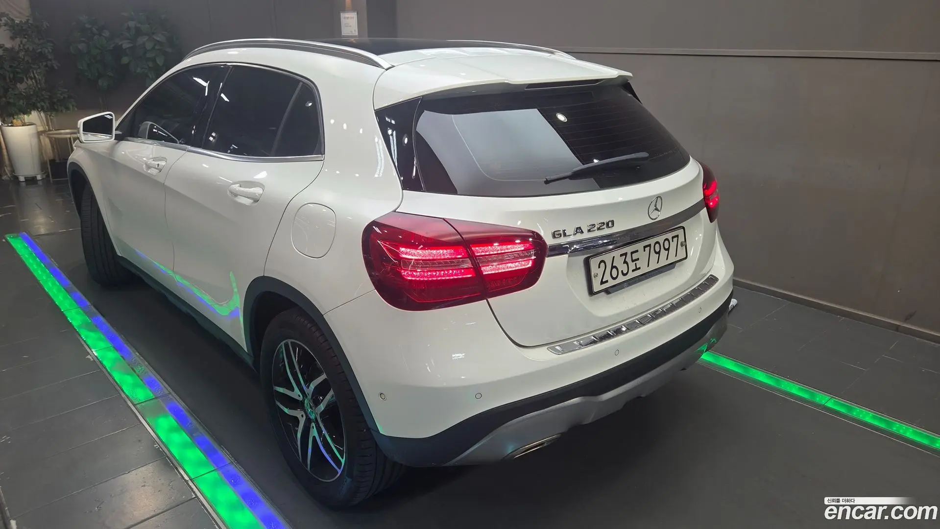 Mercedes-Benz GLA-Class GLA220 Premium 2017