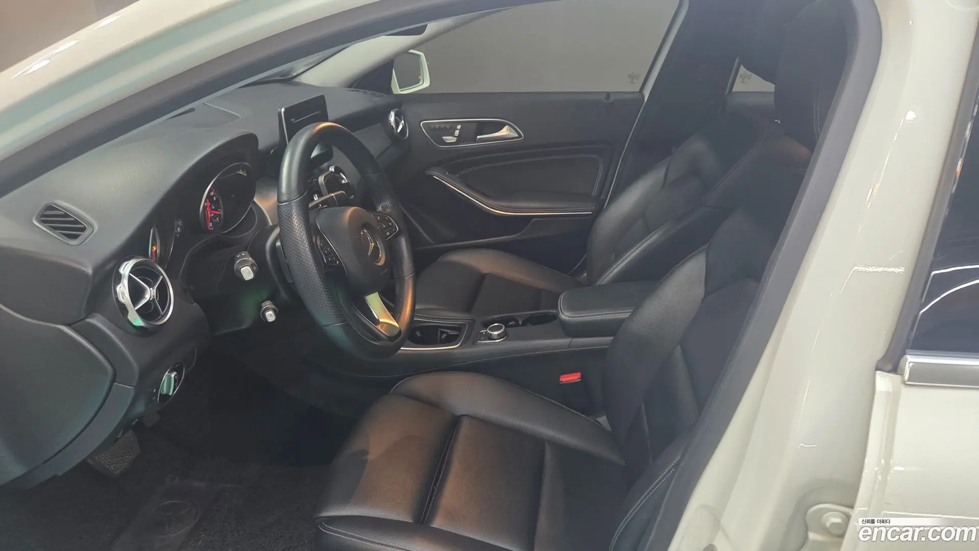 Mercedes-Benz GLA-Class GLA220 Premium 2017