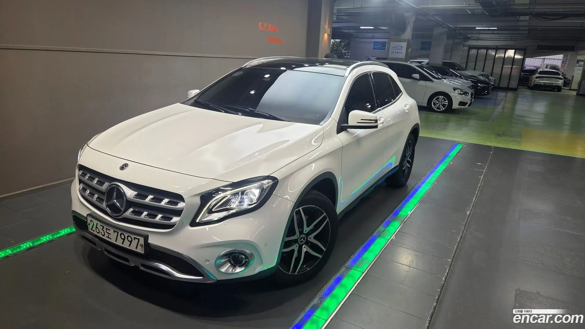 Mercedes-Benz GLA-Class GLA220 Premium 2017