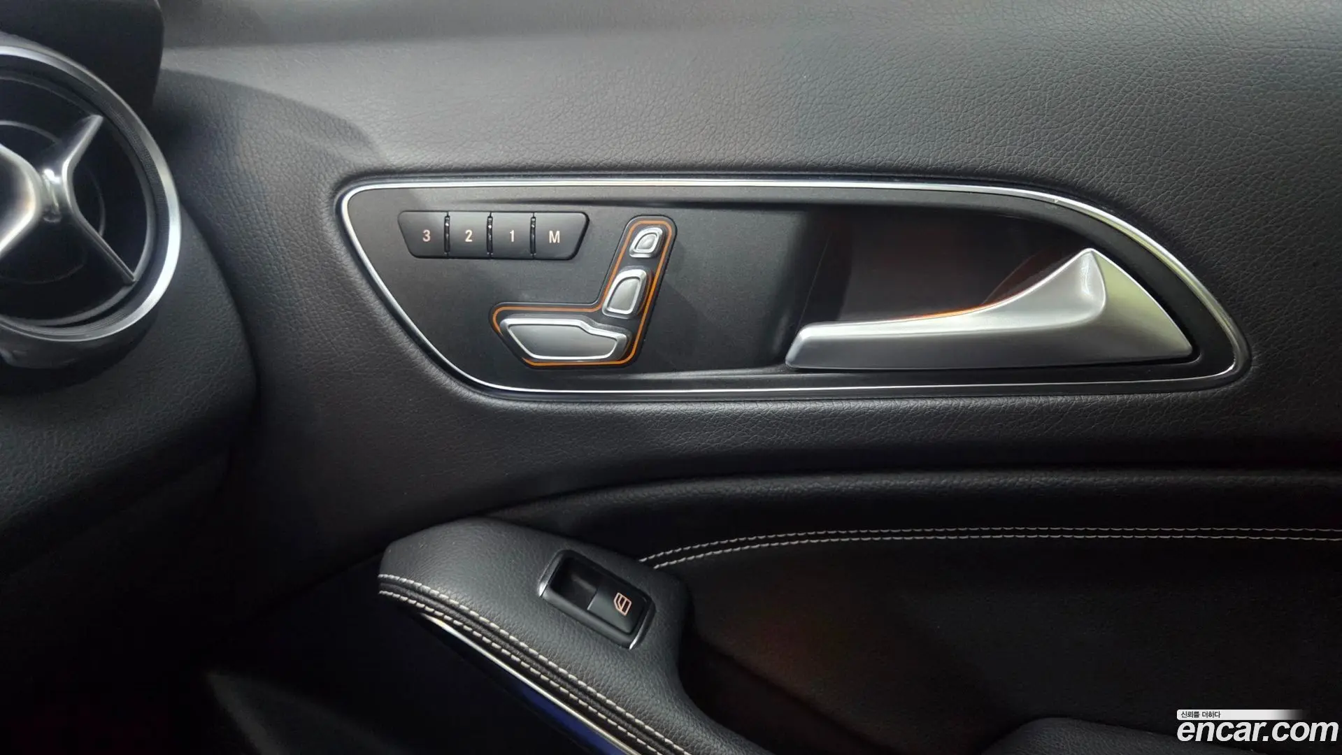 Mercedes-Benz GLA-Class GLA220 Premium 2017