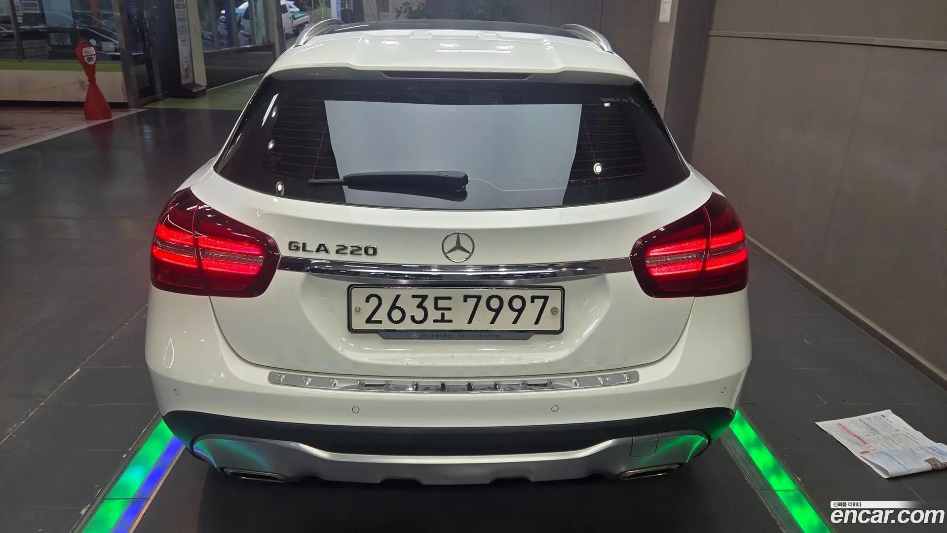 Mercedes-Benz GLA-Class GLA220 Premium 2017