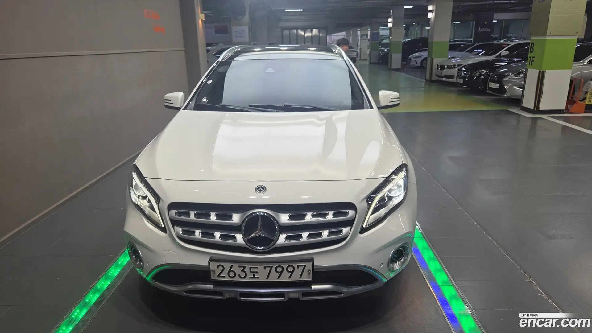 Mercedes-Benz GLA-Class GLA220 Premium 2017