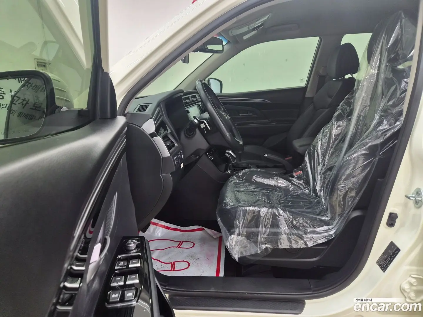 KG Mobility KORANDO Gasoline 1.5 2WD C5