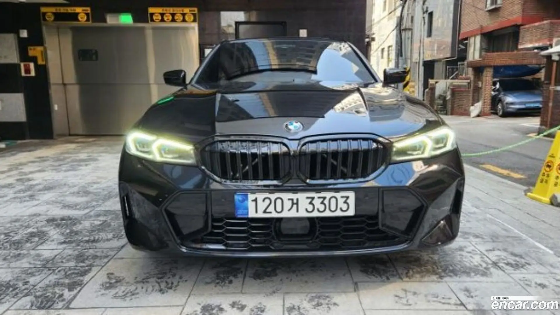 BMW 3-Series 320i M Sport 2023