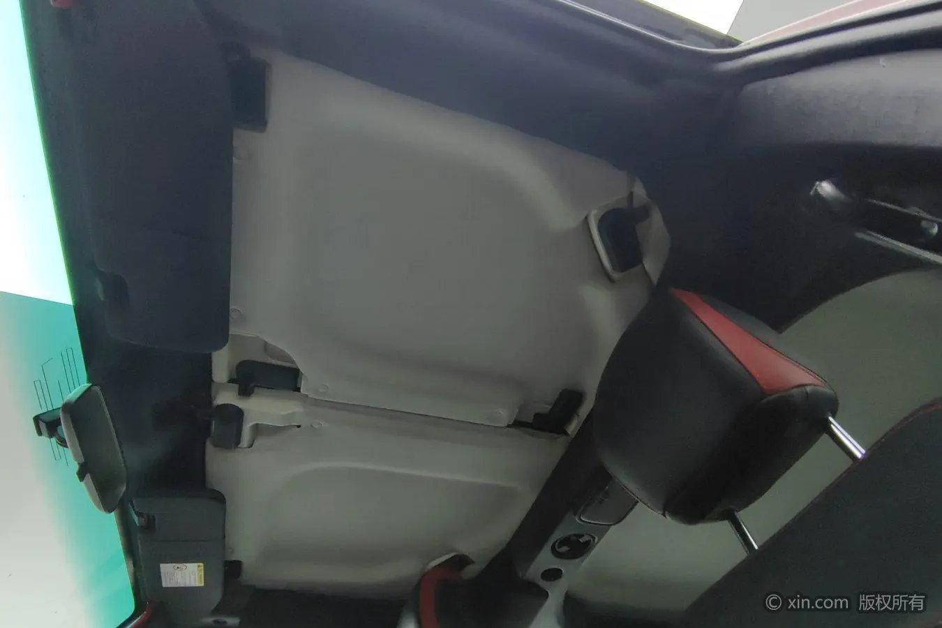 Beijing Off-Road BJ40 2018 PLUS 2.3T Auto 4WD Premium Plus